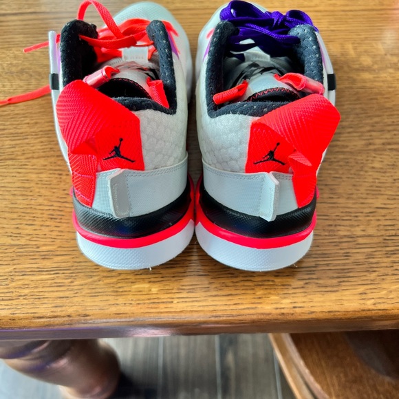 Jordan why not, worn 3 times to wide for my foot - Picture 5 of 6